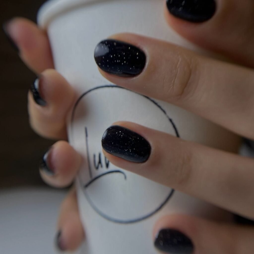 manicure kraków, manicure hybrydowy kraków, pomysł na paznokcie, paznokcie na wesele, paznokcie na komunię, paznokcie na sylwestra