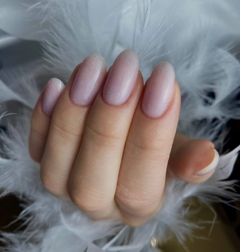 manicure hybrydowy kraków, paznokcie krajów, paznokcie hybrydowe, pielęgnacja dłoni, pielęgnacja paznokci, jak dbać o paznokcie, jak usunąć hybrydę w domu