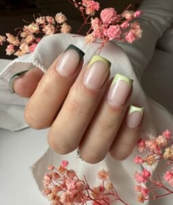 kształt paznokcia, paznokcie french, paznokcie inspiracje, manicure hybrydowy, manicure żelowy