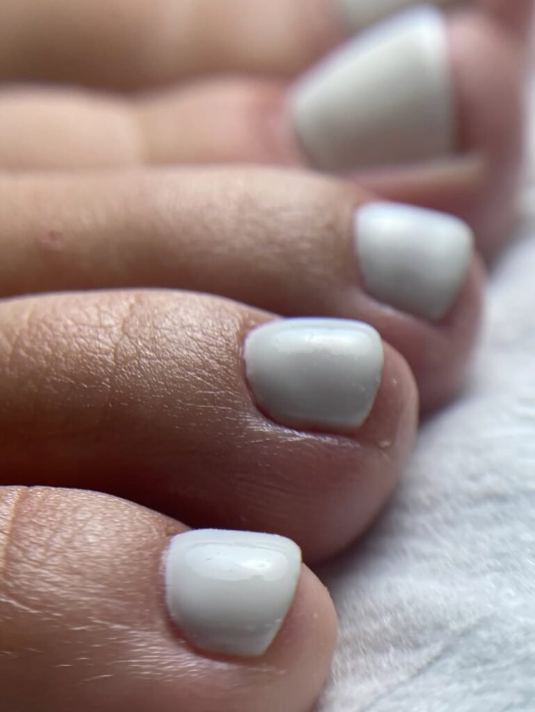 pedicure hybrydowy, pedicure kosmetyczny, pedicure męski, paznokcie pedicure, pedicure japoński, pedicure ceny