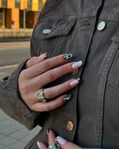 manicure hybrydowy, paznokcie hybrydowe, manicure żelowy, paznokcie żelowe, manicure klasyczny, stylizacja paznokci, paznokcie u rąk.