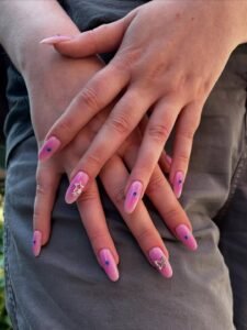 manicure hybrydowy, paznokcie hybrydowe, manicure żelowy, paznokcie żelowe, manicure klasyczny, stylizacja paznokci, paznokcie u rąk.