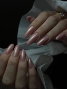 ślubny manicure, paznokcie ślubne, stylizacja rzęs, regulacja brwi, henna brwi, mariaż ślubny, makijaż dla panny młodej
