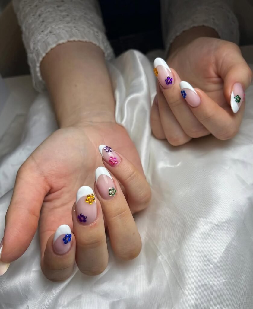 salon stylizacji rzęs Kraków przedłużanie rzęs Kraków laminacja rzęs Kraków stylizacja brwi Kraków henna pudrowa Kraków manicure hybrydowy Kraków pedicure Kraków stylizacja paznokci Kraków Lumezis Beauty Kraków usługi kosmetyczne Kraków